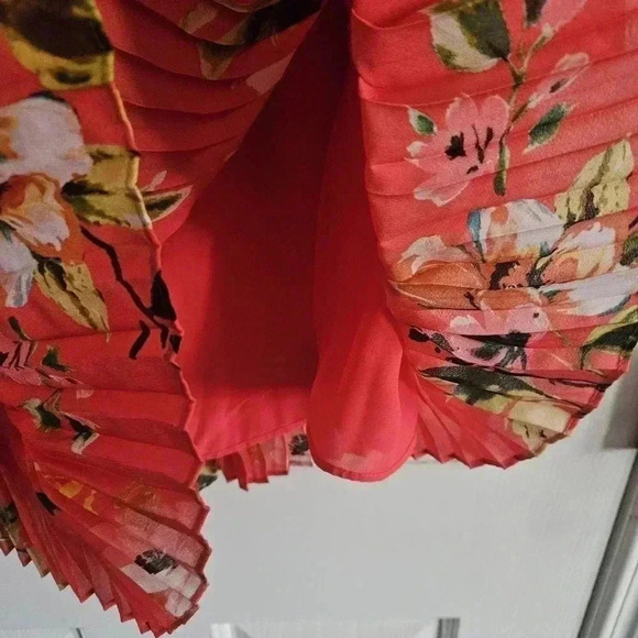 Liz Claiborne pleated midi skirt - Picture 4 of 6